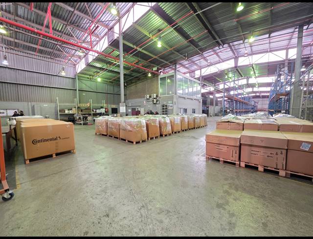 5,057M² WAREHOUSE FOR SALE IN CITY DEEP